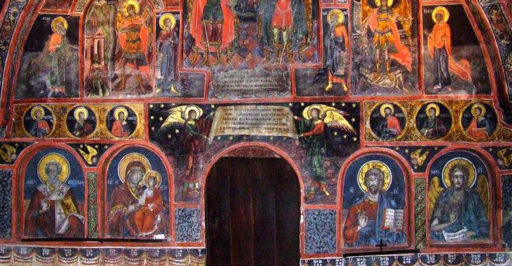 Църква-музей "Св.св. Архангели Михаил и Гавраил", с.Арбанаси 2