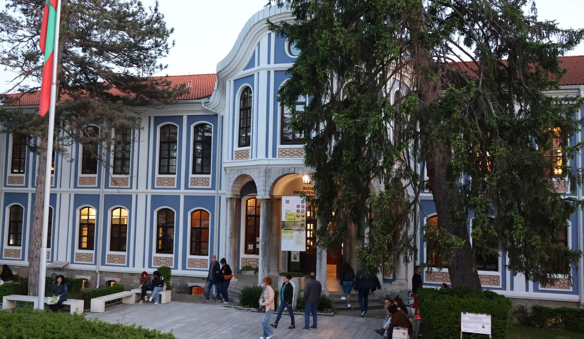 7 411 посетители за 6 часа в Нощта на музеите и галериите